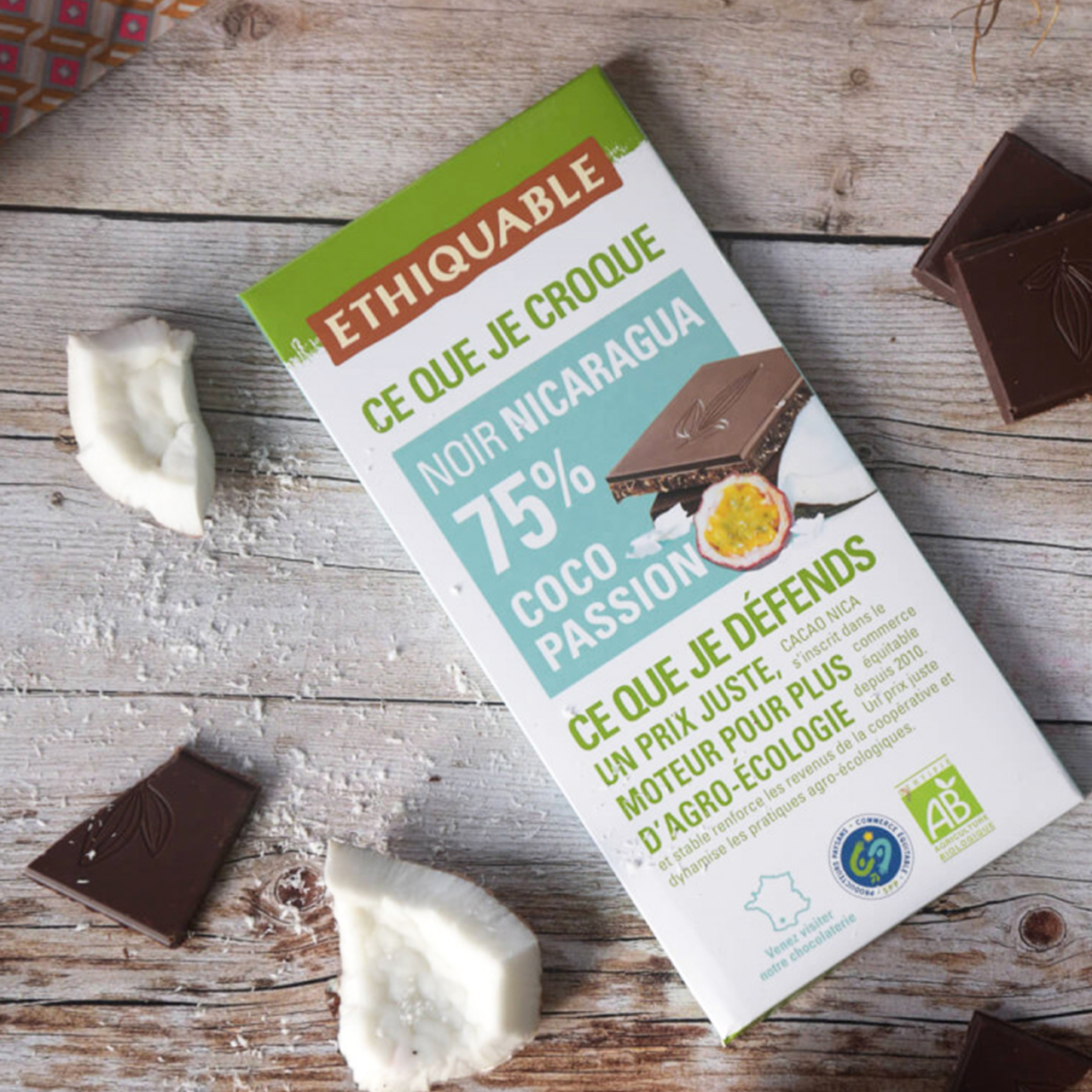 Ethiquable Bio-Schokolade mit Kokos und Maracuja – fruchtig-exotisch, vegan und fair gehandelt. Tropischer Genuss mit zarter Schokolade.